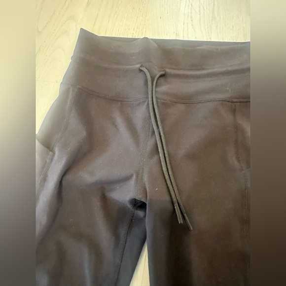 Vuori Daily Pocket Legging - Picture 8 of 8